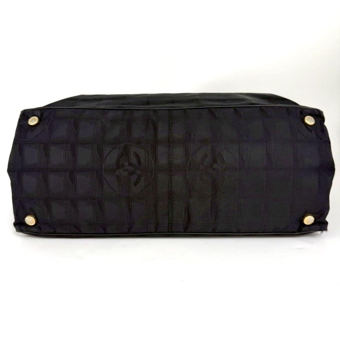 シャネル ニュートラベルライン トートバッグ ナイロンキャンバス×レザー