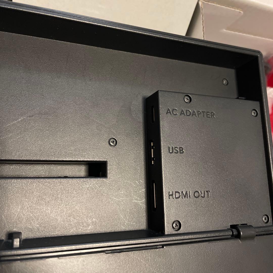 Nintendo Switch 本体　バッテリー持続時間が長くなったモデル