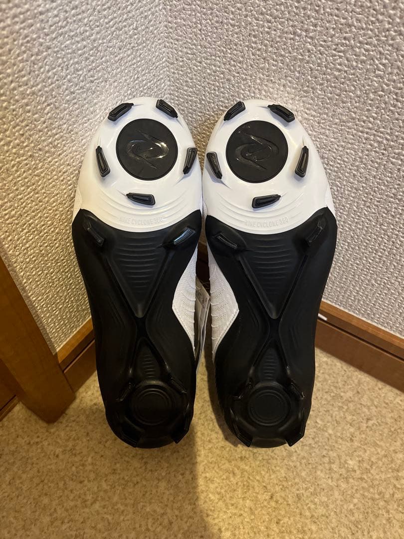 ☆新品☆サッカースパイク NIKE ファントムGX IIアカデミー 24.5