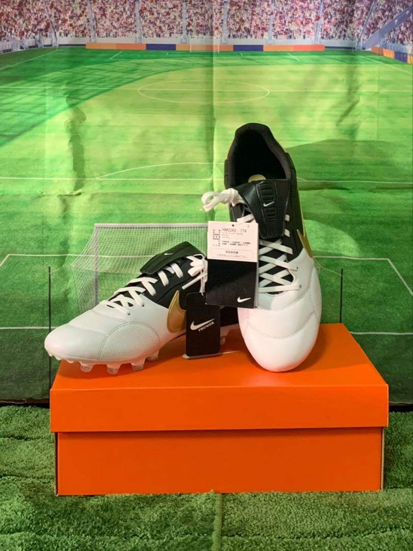 ⭐️新品未使用⭐️ ナイキ プレミア III FG スパイク