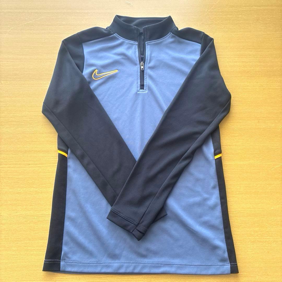 Nikeハーフアップジャージ上下/140cm