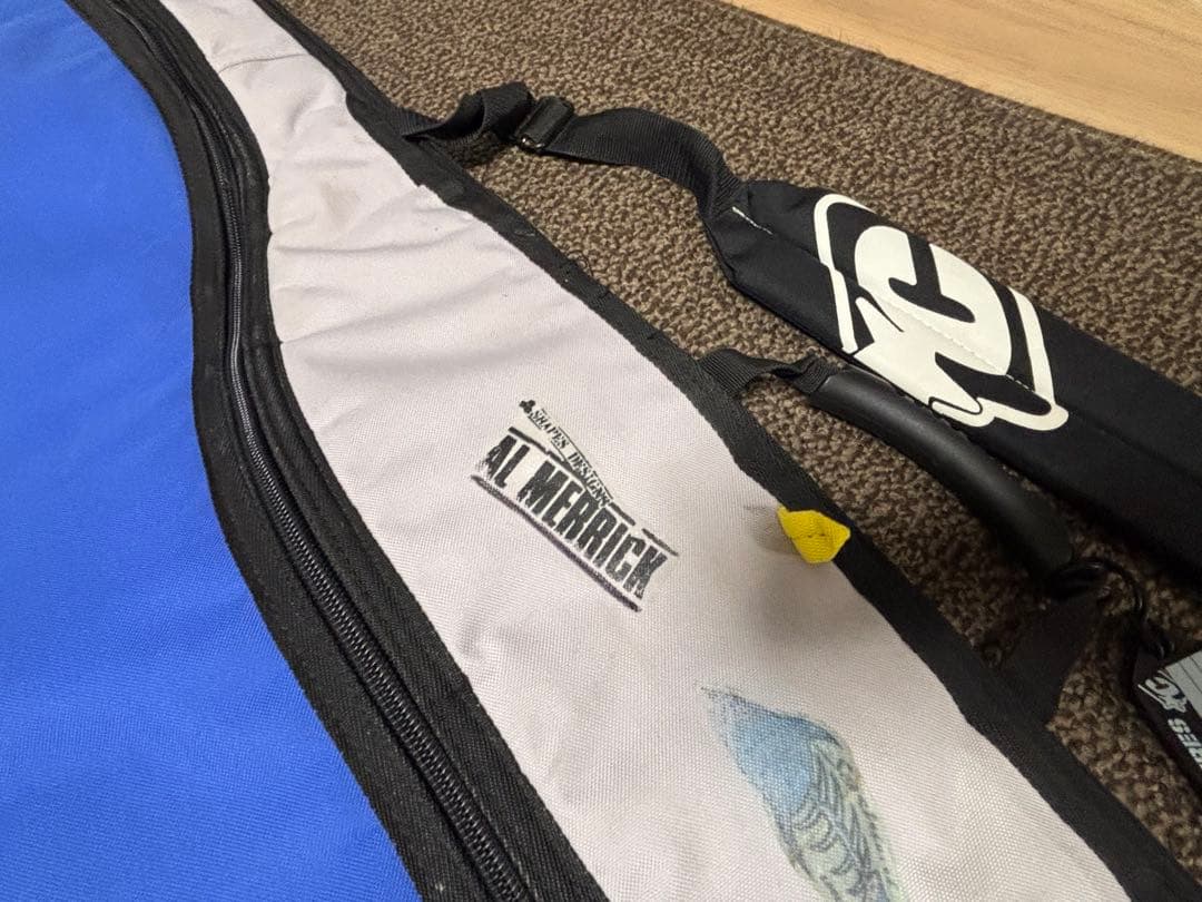 ★送料無料★お洒落　クリエイチャー　サーフボードハードケース　サーフィン