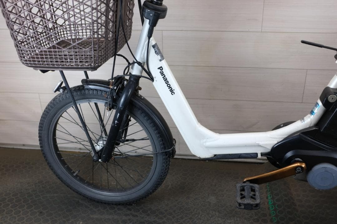 パナソニック ギュット20インチ　3段　8.0Ah（5点灯）充電器無し