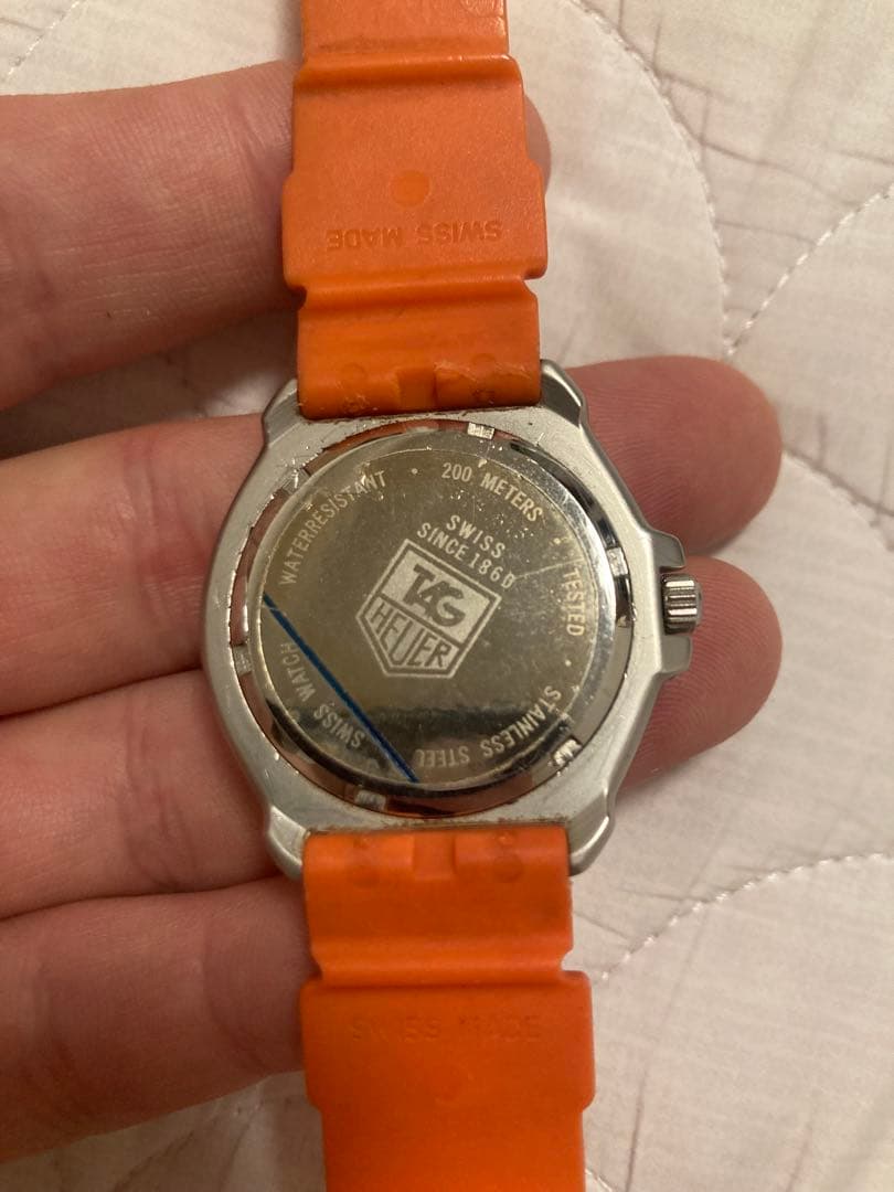タグホイヤー懐かしいダイバーズウォッチ TAG Heuer オレンジラバーベルト