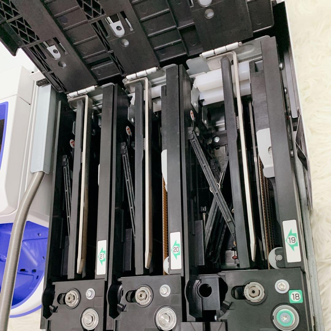 【新品級】　自動釣銭機　GLORY　RT-300 RAD-300　レジ　0010