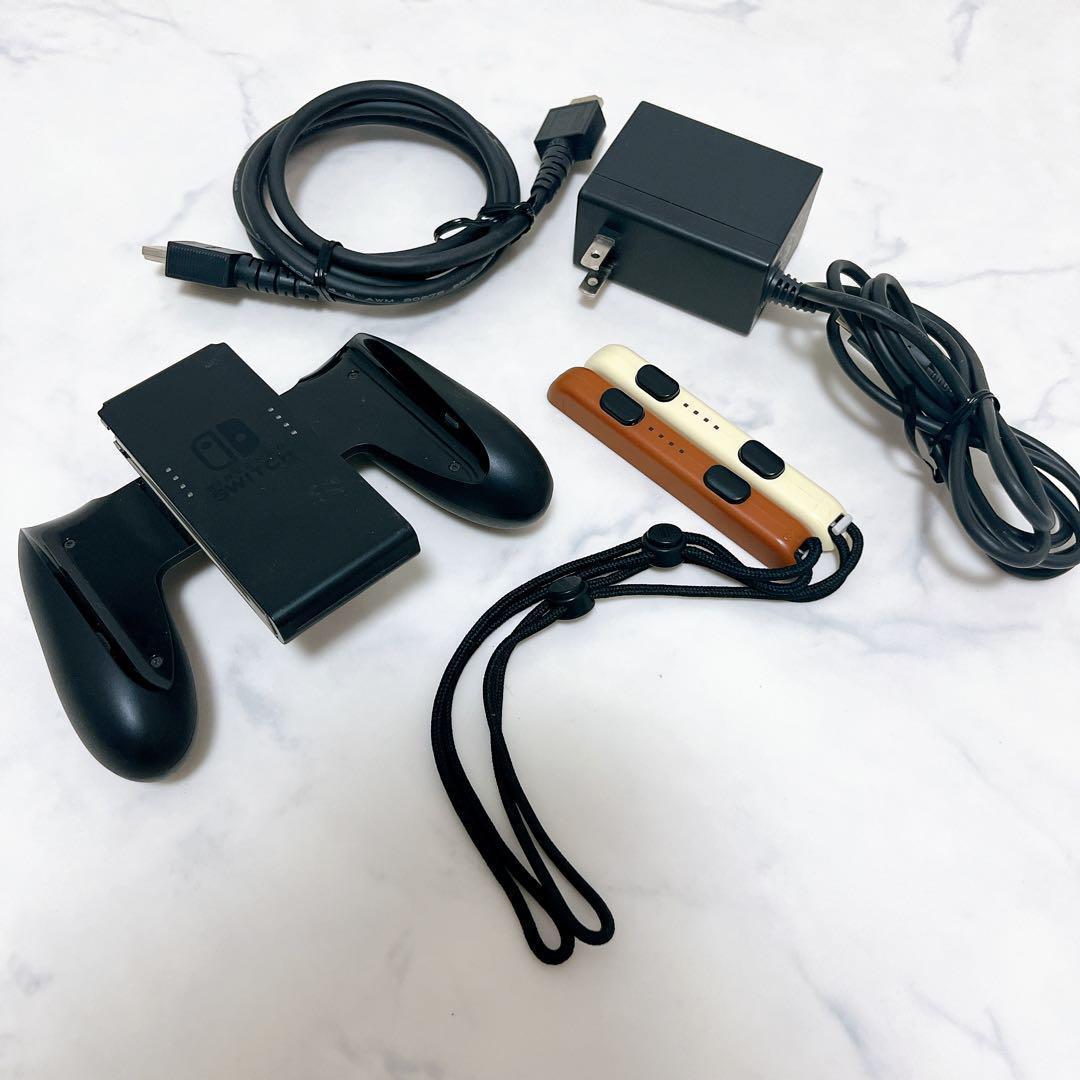 美品 Nintendo Switch ポケモンlet's go ピカブイ 本体