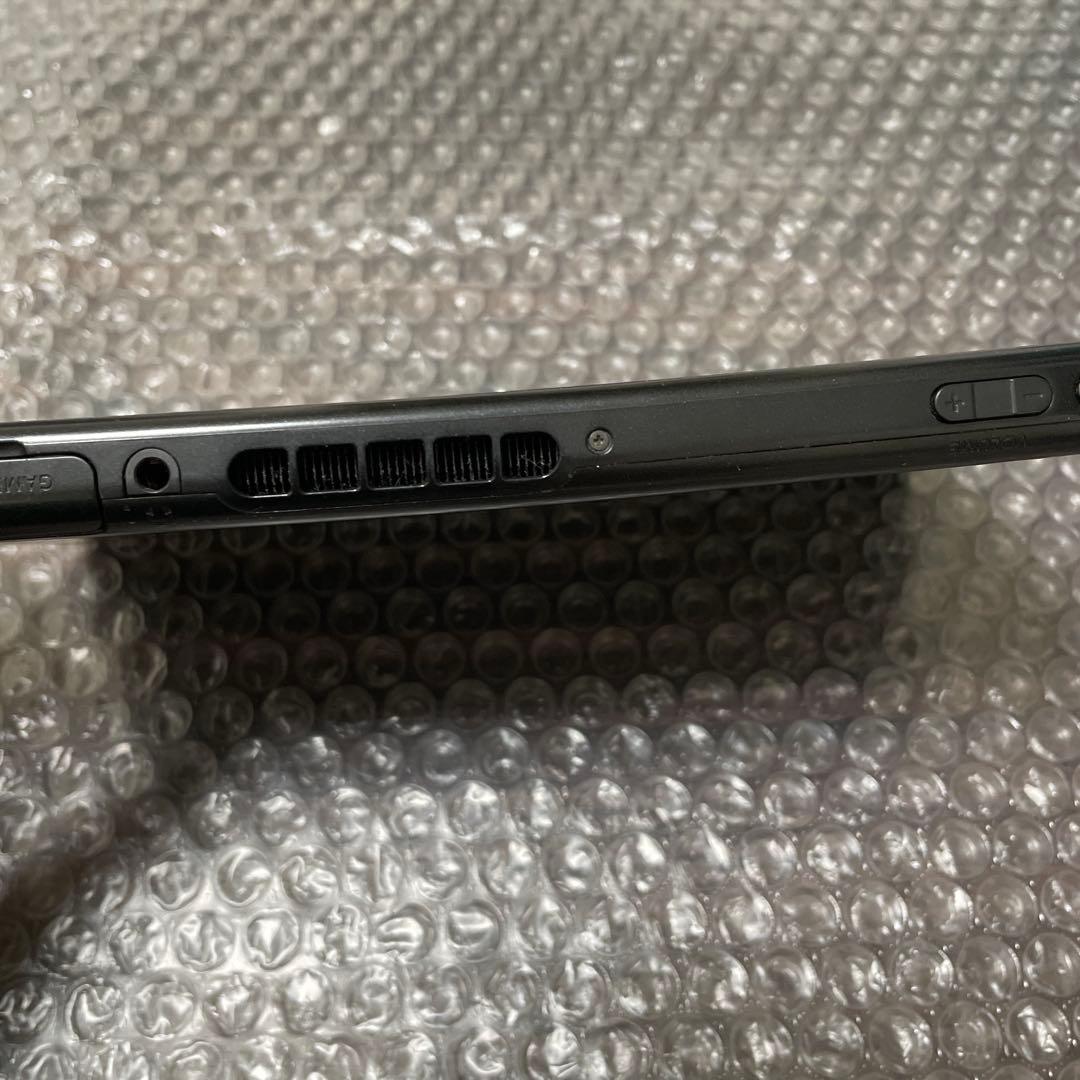 9 Nintendo Switch 本体　初期型