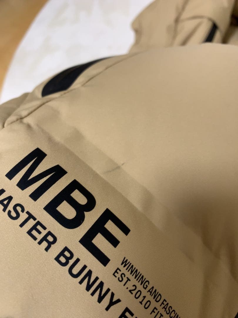 難ありMASTER BUNNY EDITION フード付ダウンジャケットサイズ4