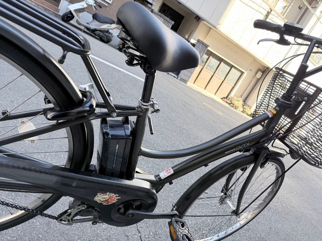 大阪府　ヤマハ　電動アシスト自転車 ダークグレー 前部バスケット付き