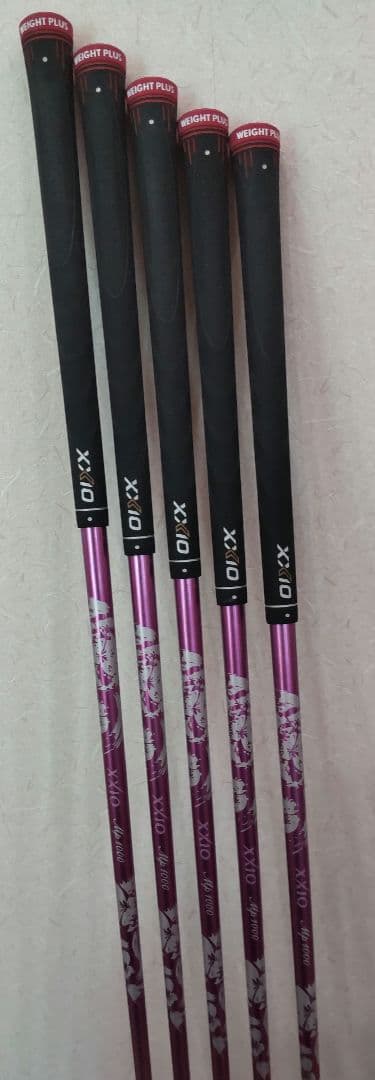 ゼクシオ10　レディース アイアン５本セット　ボルドー フレックス:L