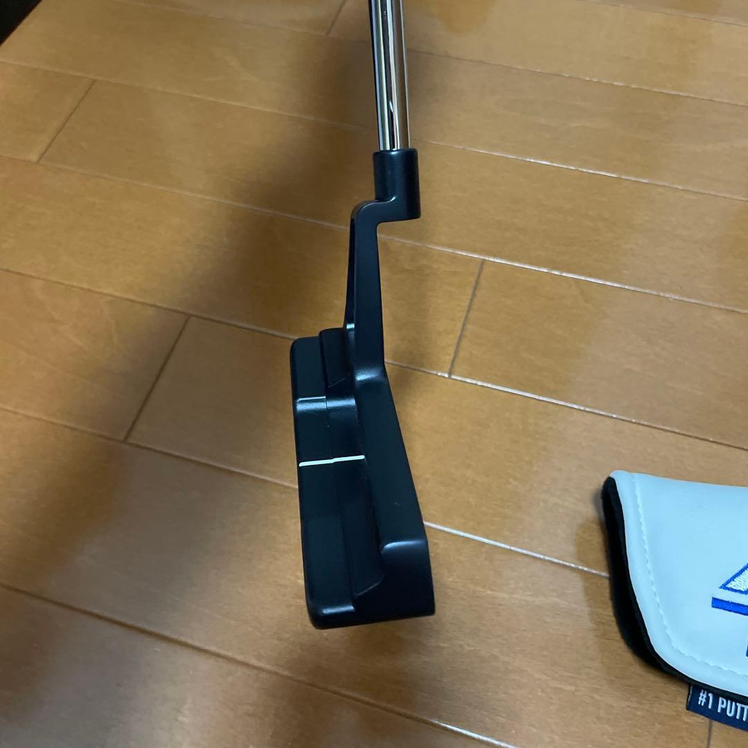 オデッセイ　Ai-ONE TRI-BEAM #2 パター