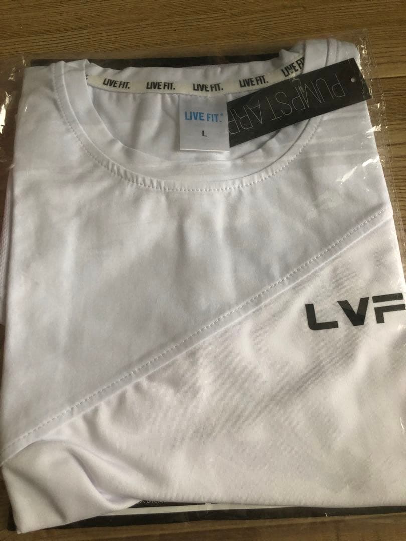 LIVE FIT タンクトップ Lサイズ 3着セット（黒、赤、白）