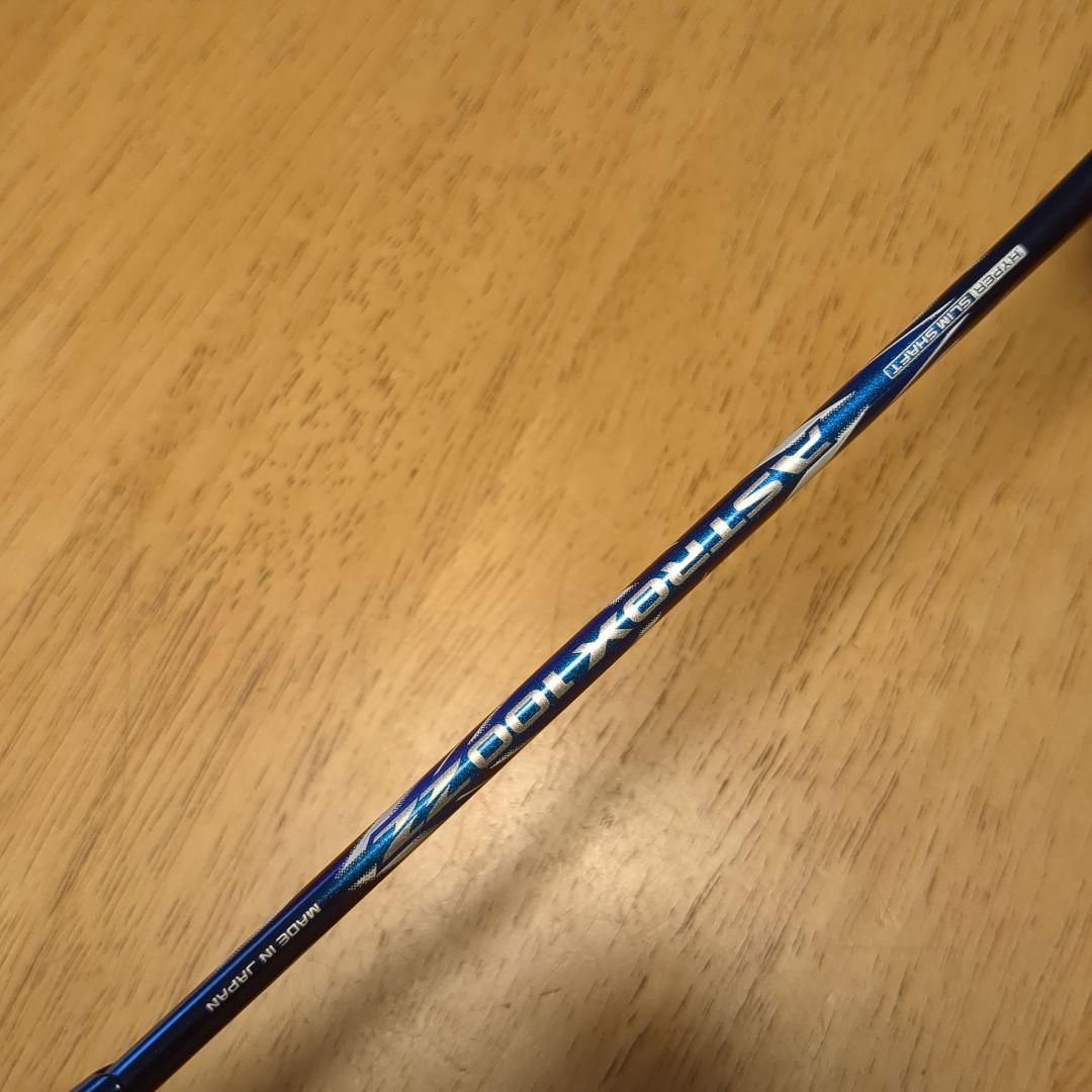 美品！YONEX ASTROX 100ZZ バドミントンラケットケース付4U5G