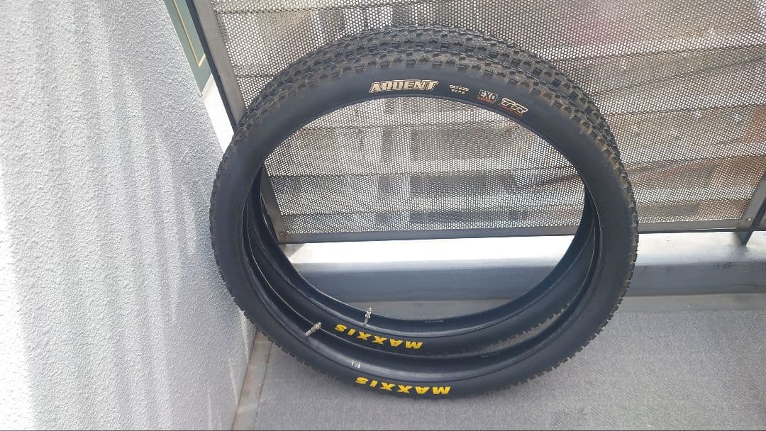 MTBタイヤ　MAXXIS ARDENT　26インチ