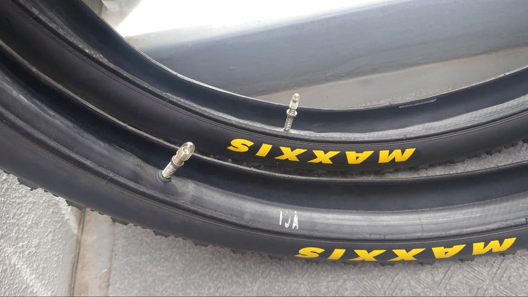 MTBタイヤ　MAXXIS ARDENT　26インチ