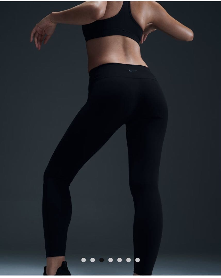 NIKE 新品タグ付き レギンスとTシャツ の2点セット レディース