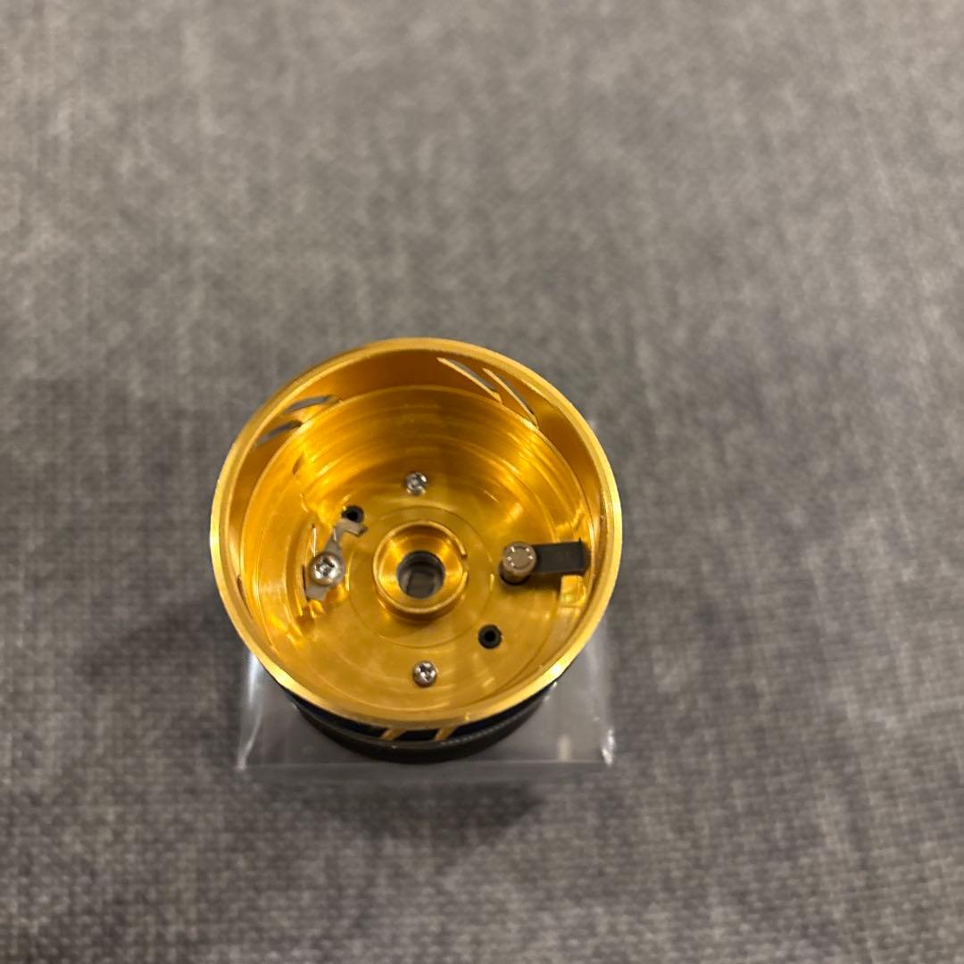 16Vanquish C3000S スプール