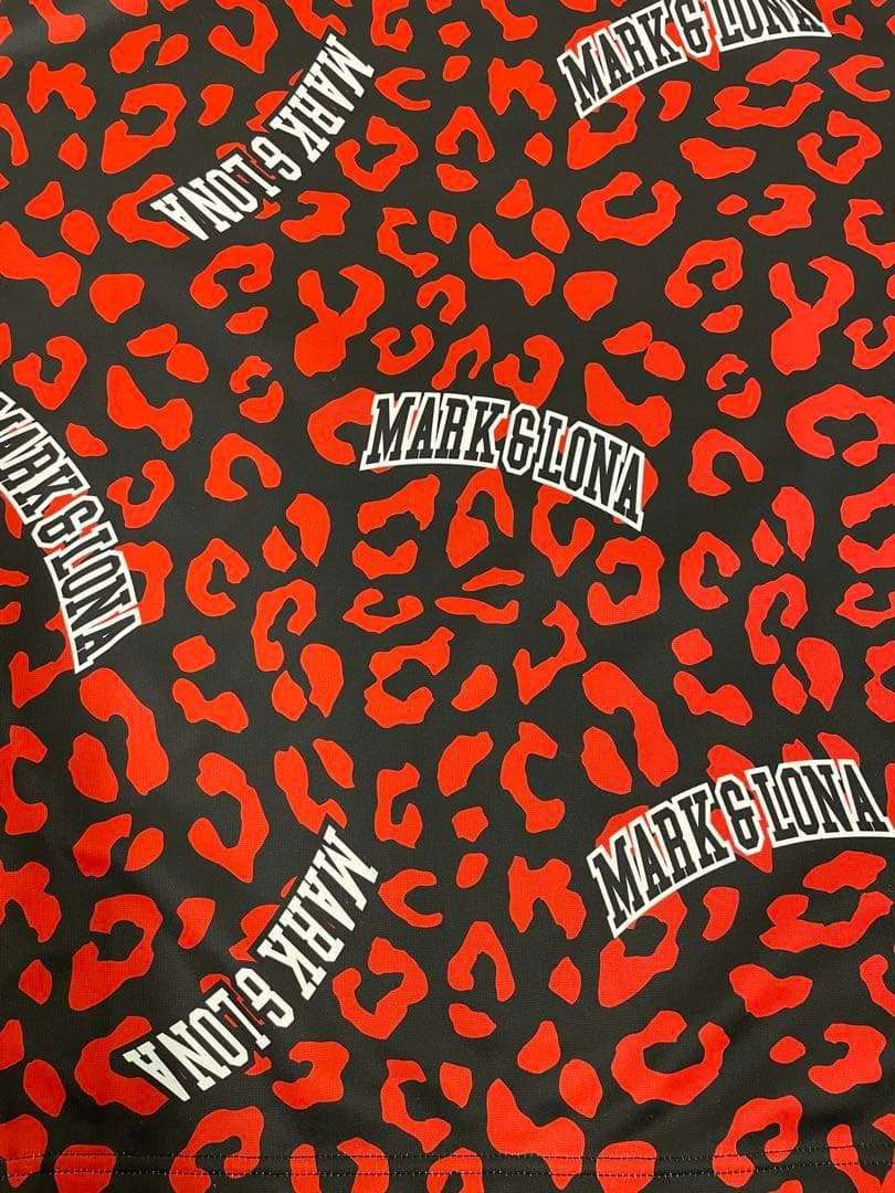 ⭐︎やっち8⭐︎ 14767.2 MARK & LONA 赤×黒　長袖シャツ