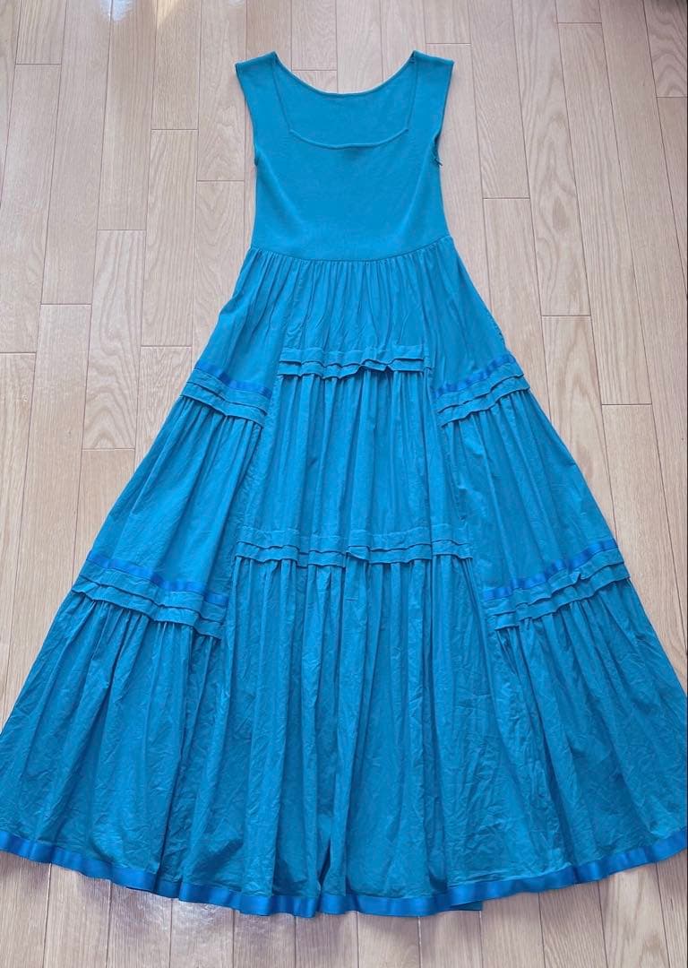 【セットアップ】ニットコンビタックティアードワンピース カーディガン ブルー