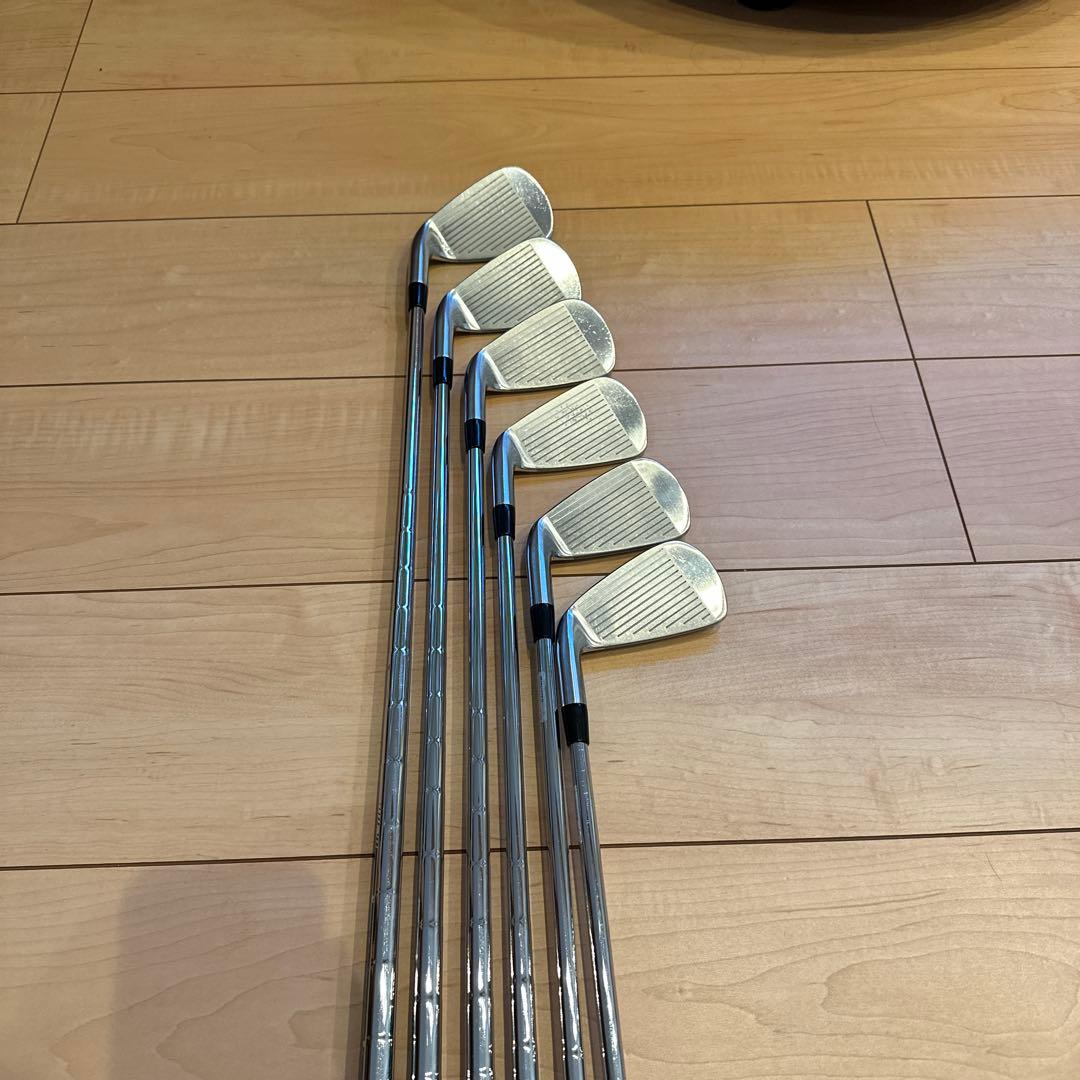 ブリヂストンアイアンセット 6本 スチールシャフト　jgr tourB