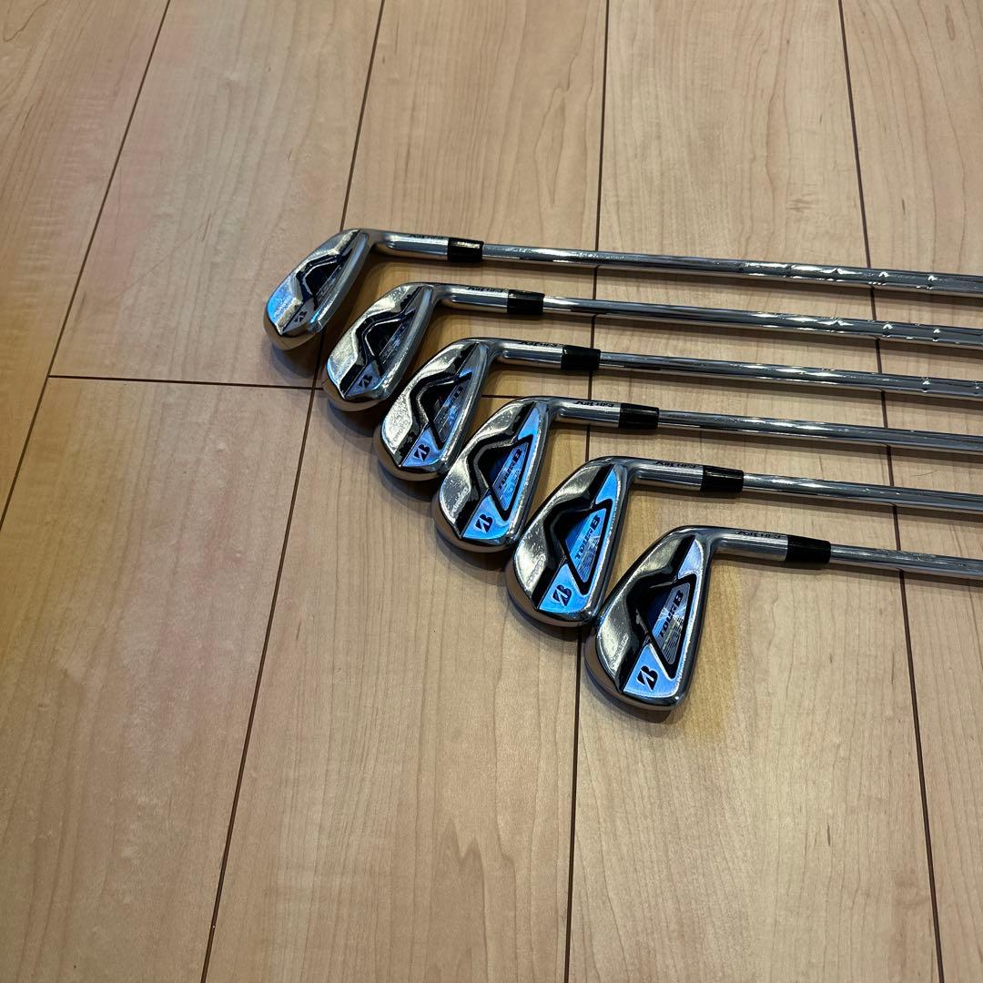ブリヂストンアイアンセット 6本 スチールシャフト　jgr tourB