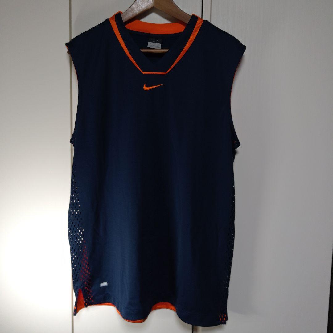 【閲覧数106】Nike ネイビー オレンジ タンクトップ