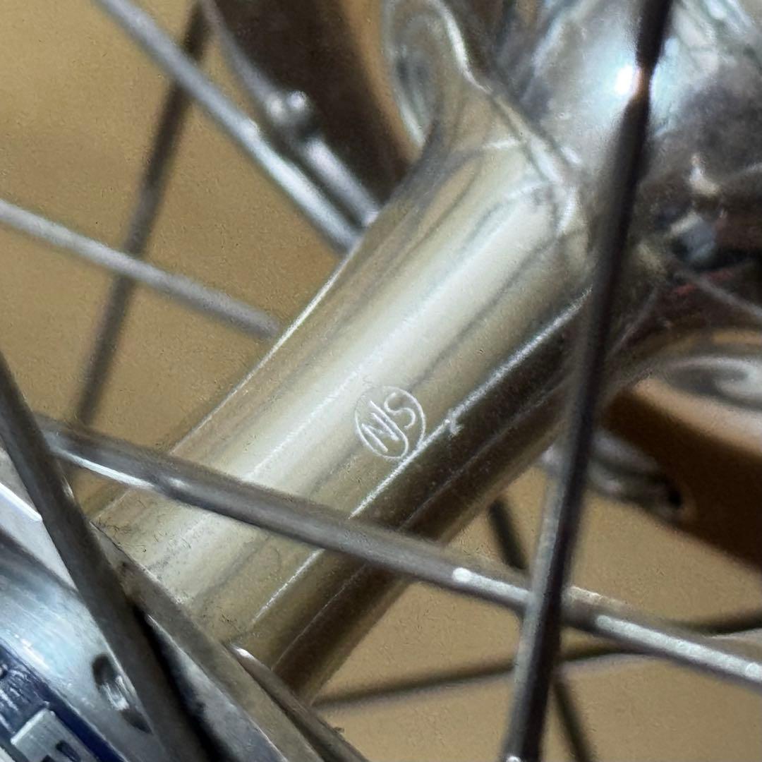 美品 グランコンペプロ ハブ リア njs 競輪ホイール