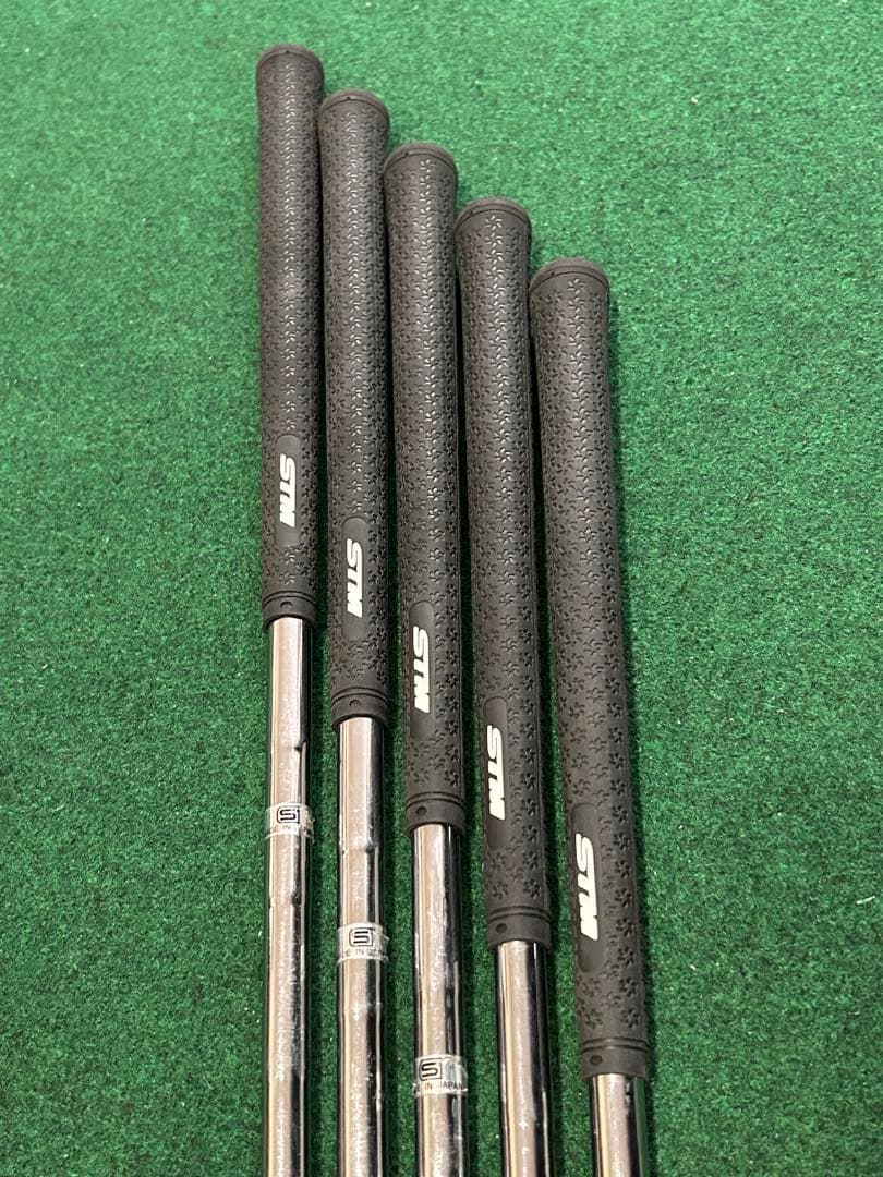 Cobra DARKSPEED アイアン 5本 カスタムシャフト