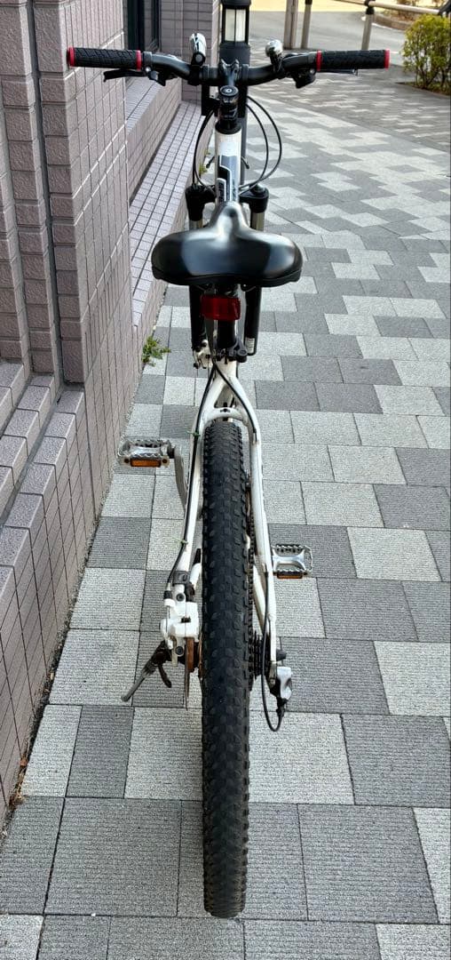 MERIDA メリダ　マウンテンバイク　サイズ　43 cm東京　自転車 24段