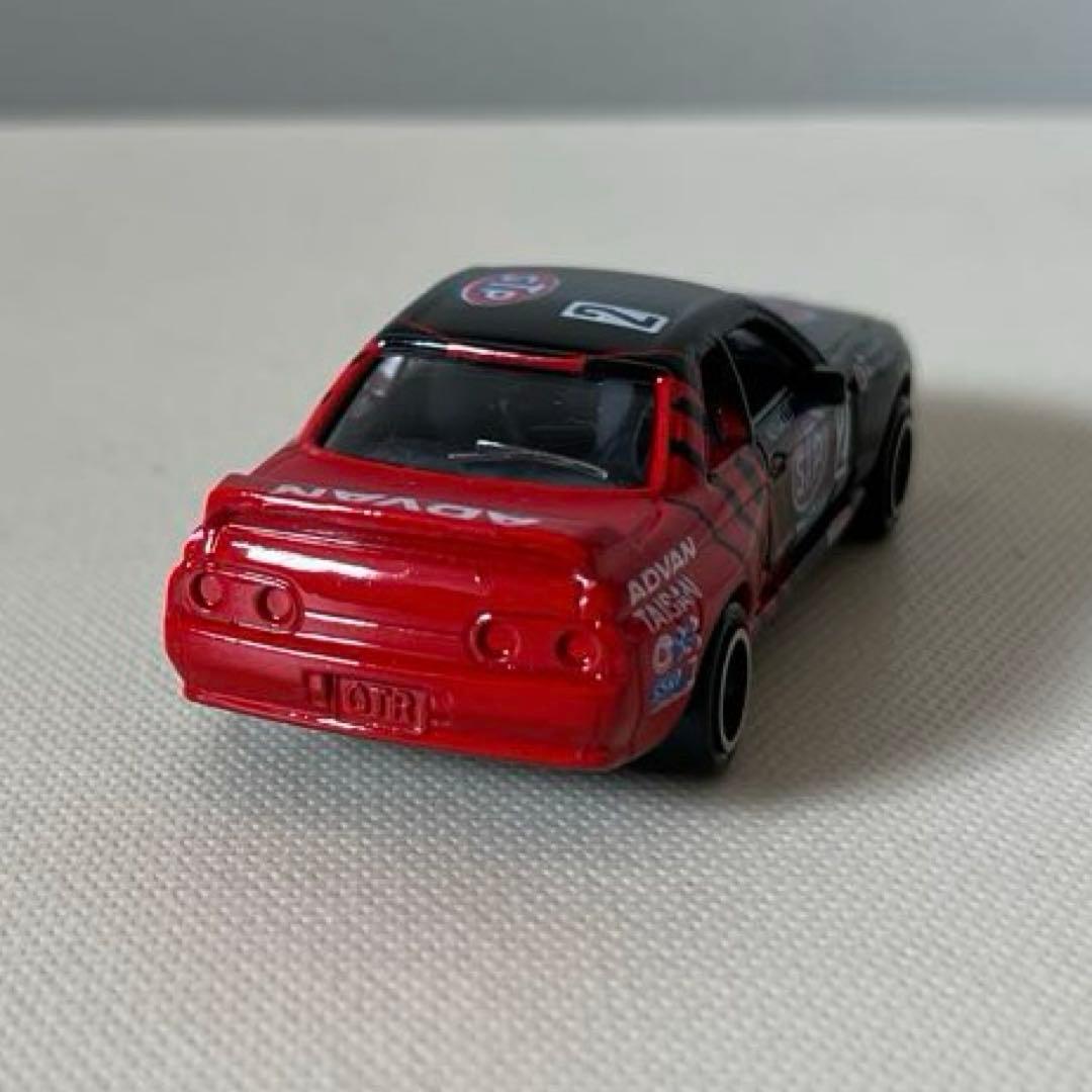 トミカ　日産スカイライン GT-R R32 STPタイサン ガリバー特注　日本製