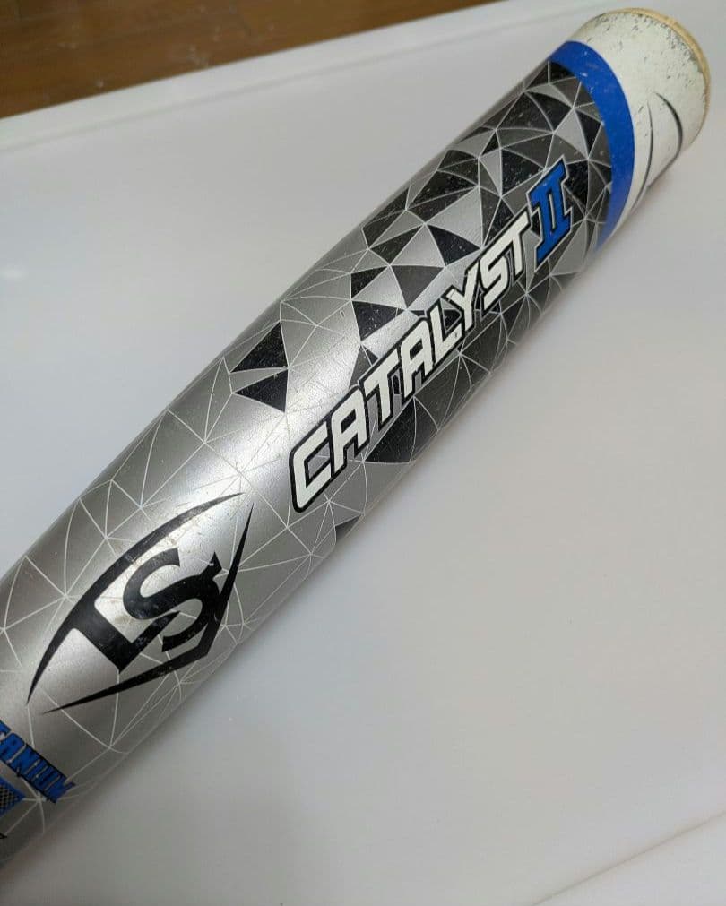 LOUISVILLE 小学生 軟式バット CATALYSTⅡ