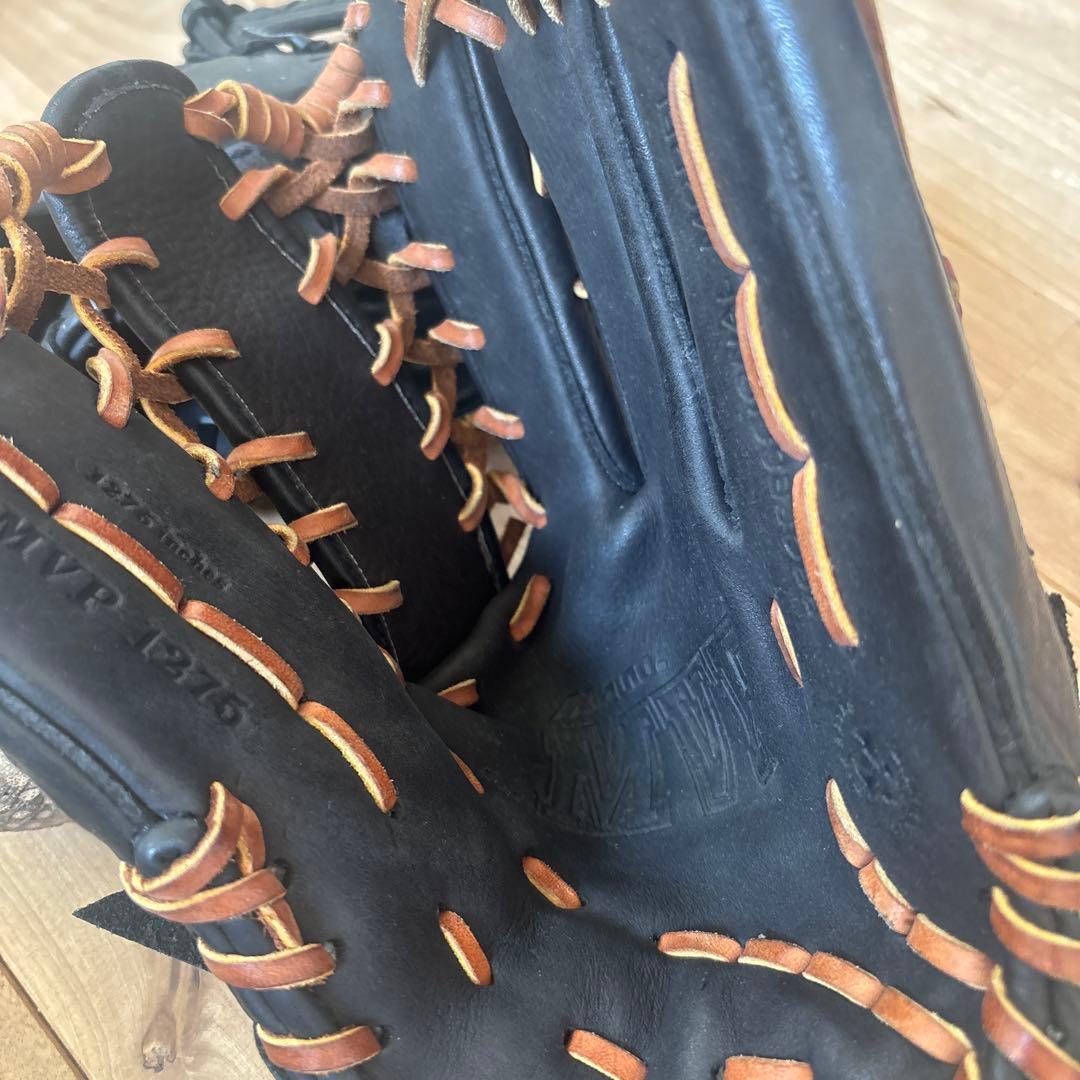 ミズノ　野球グローブ　2つ　ボールつき