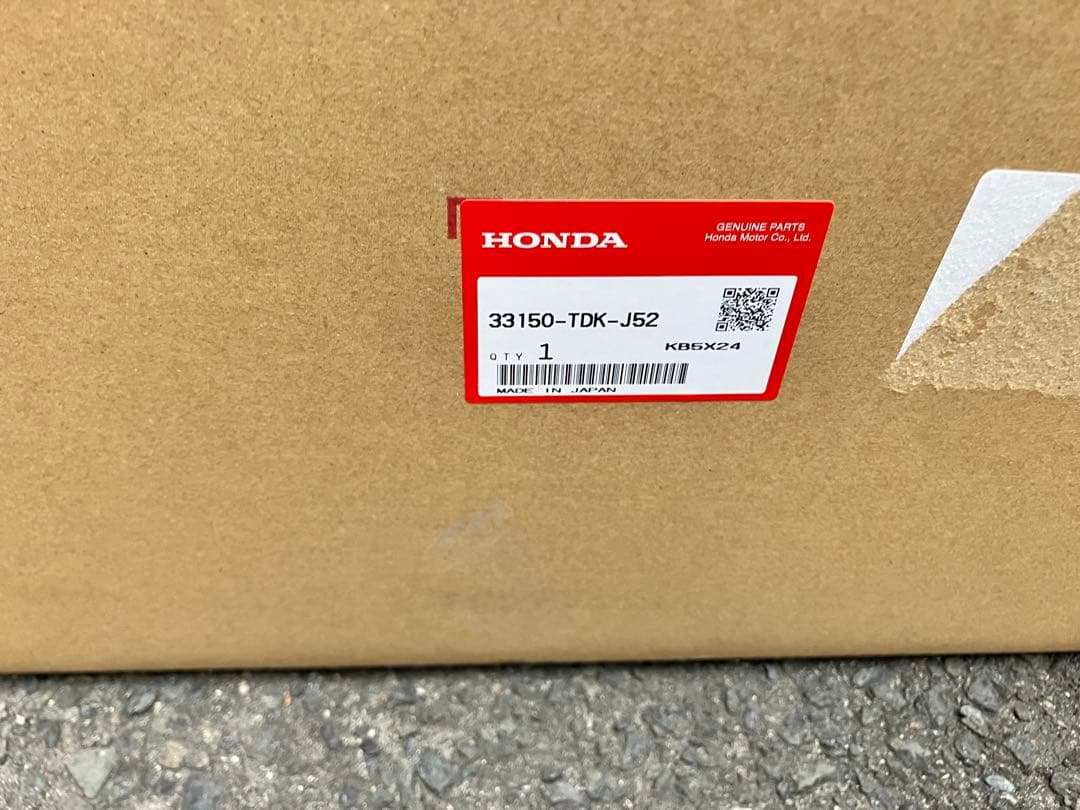 【送料無料】美品★フリード(GB5/GB6/GB7/GB8)★右 ヘッドライト★