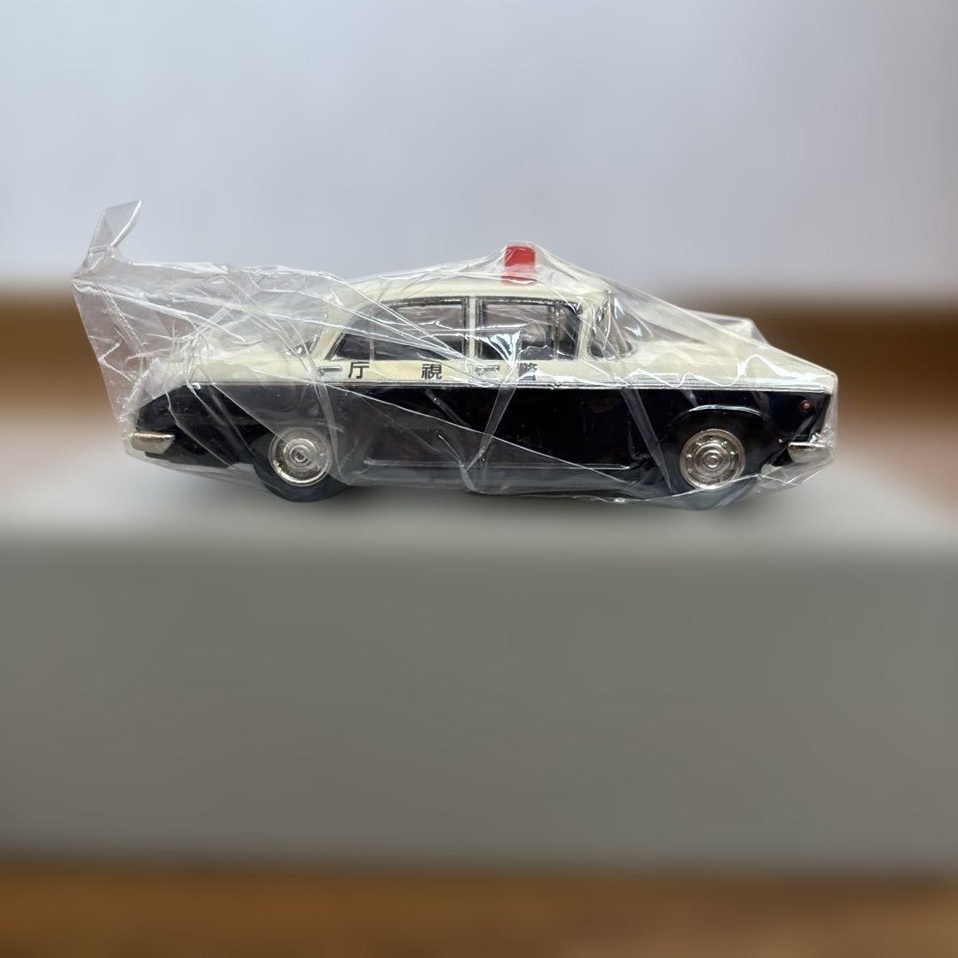 日産 セドリック パトカー 1964年式 1/43スケール