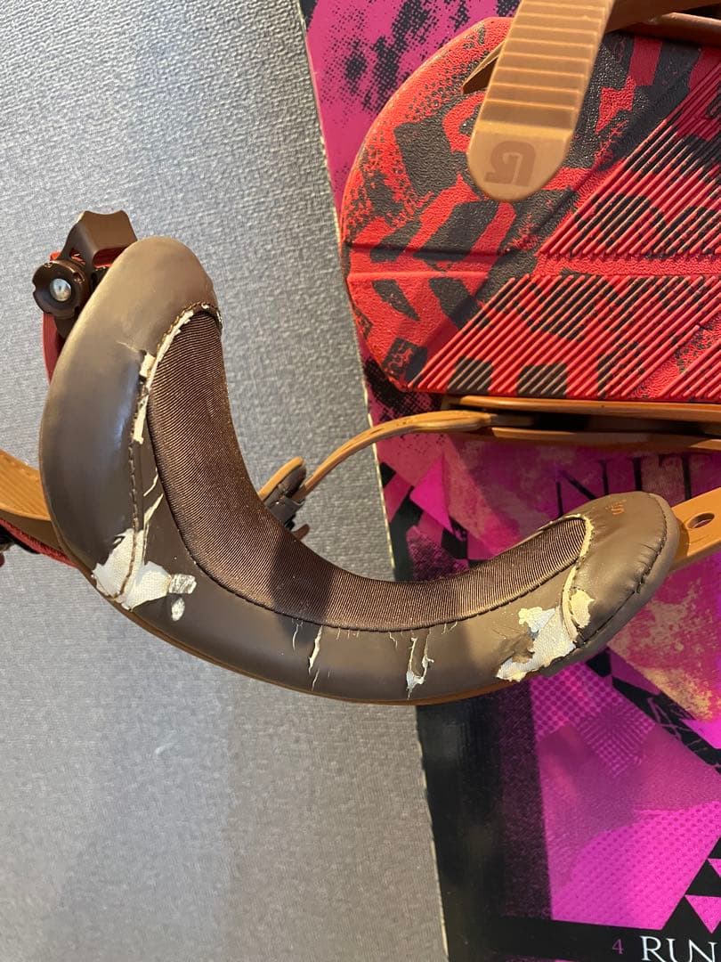 NITRO RUNAWAY スノーボード ビンディング（バートン）付き