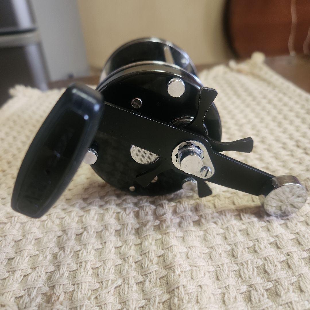 Ambassadeur 7000C フィッシングリール