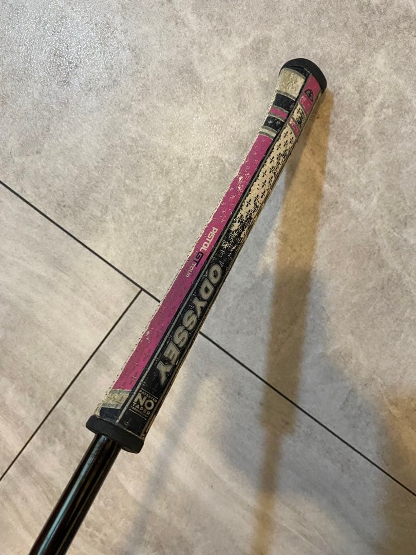 ODYSSEY OWORKS PINK 2-BALL パター （ヘッドカバー付）