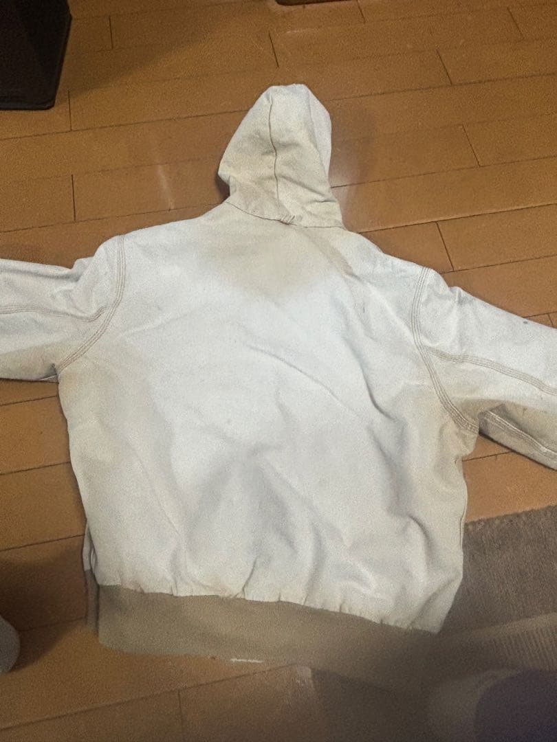 レ*ー様 Carhartt フード付きジャケット ホワイト