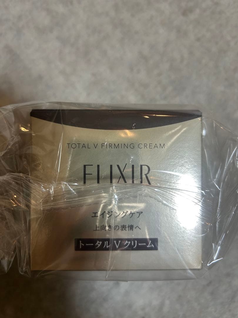 エリクシール(ELIXIR) ELIXIR トータルV ファーミングクリーム2個