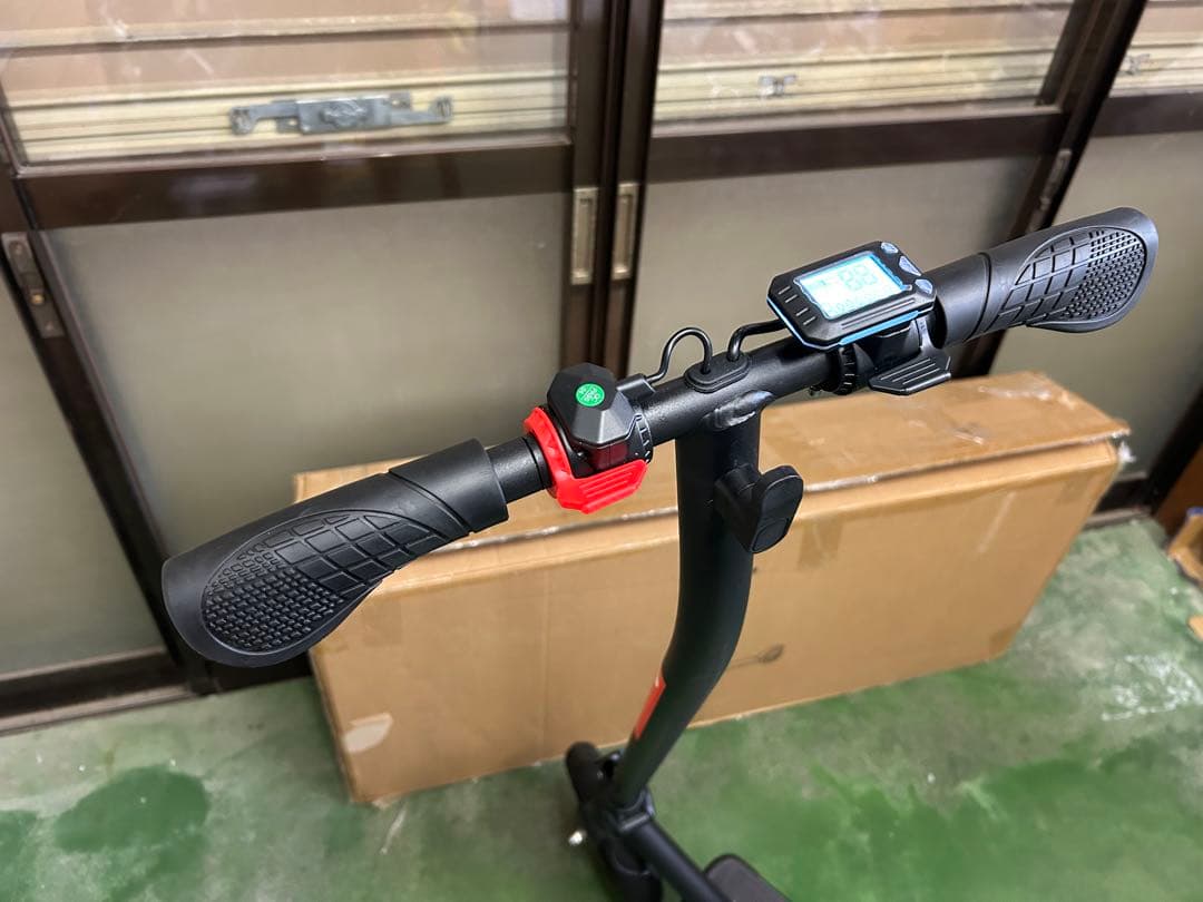 キックボード　盗難防止　セキュリティ　本体