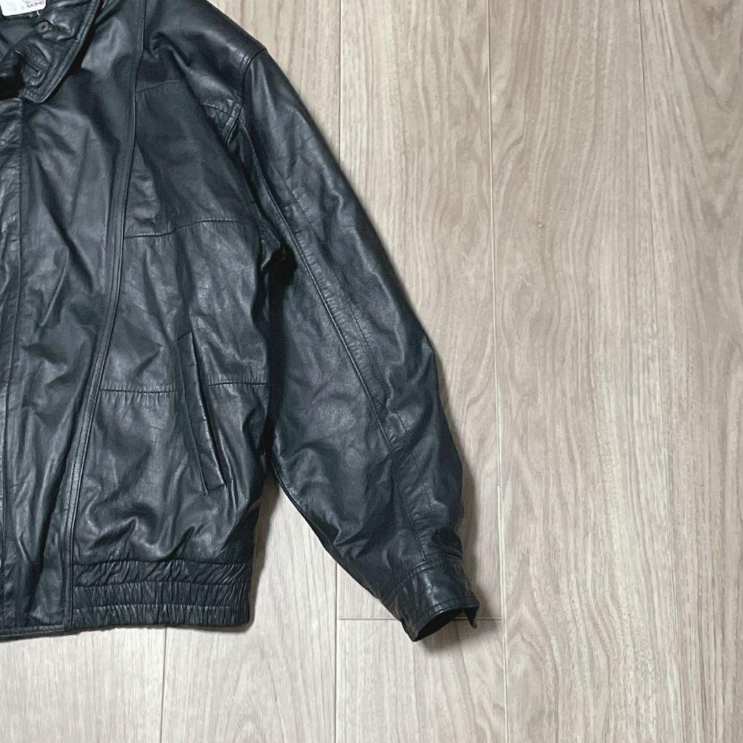 ヴァレンティノ ブルゾン 革ジャン 羊革 L カジュアル 普段着 防寒着