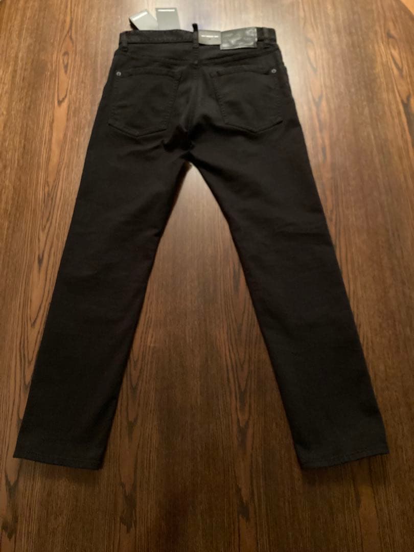 新品未使用タグ付DSQUARED2 SEXY MERCURY BLACKJEAN