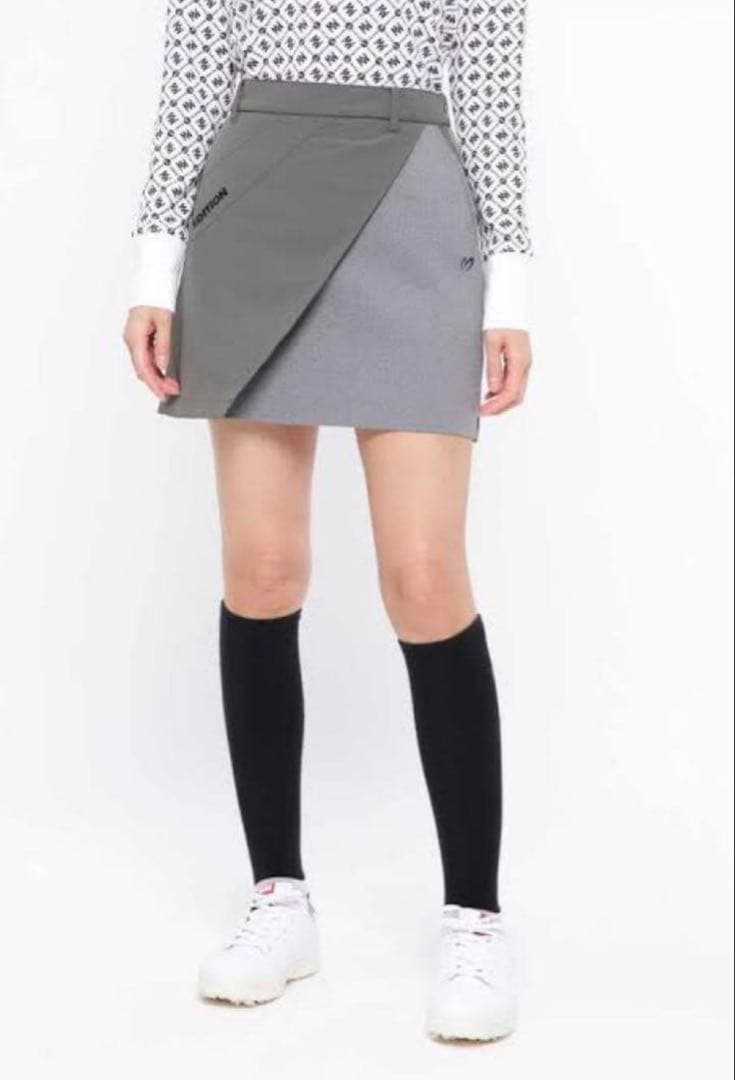 【新品タグ付】22年モデル マスターバニーエディション ニット×タフタスカート