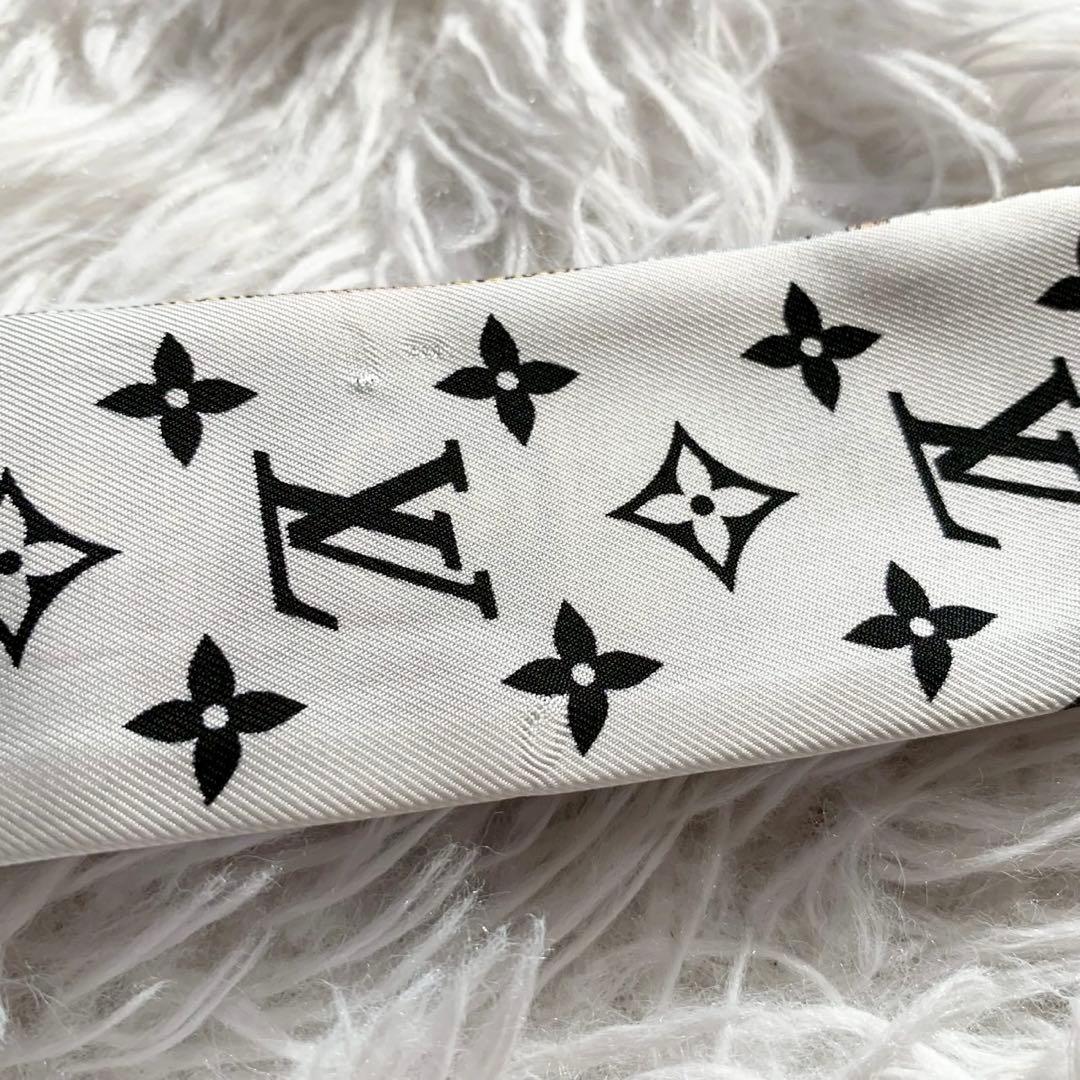 LOUIS VUITTON　ルイヴィトン　バンドーBB　レッツゴー　スカーフ