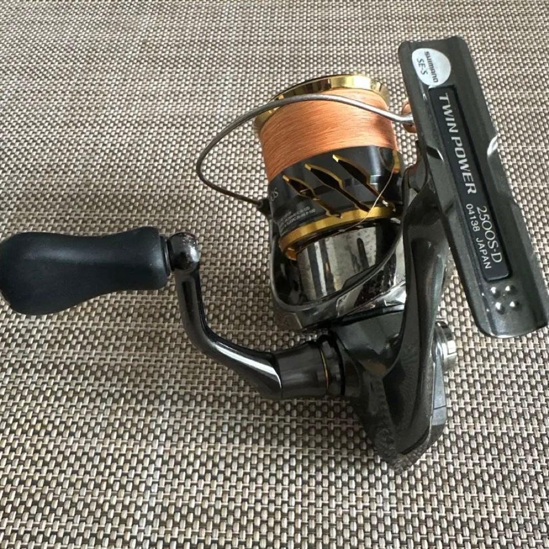 SHIMANO ツインパワー 2500S-D 04138 PE付 ＆ DAIWA