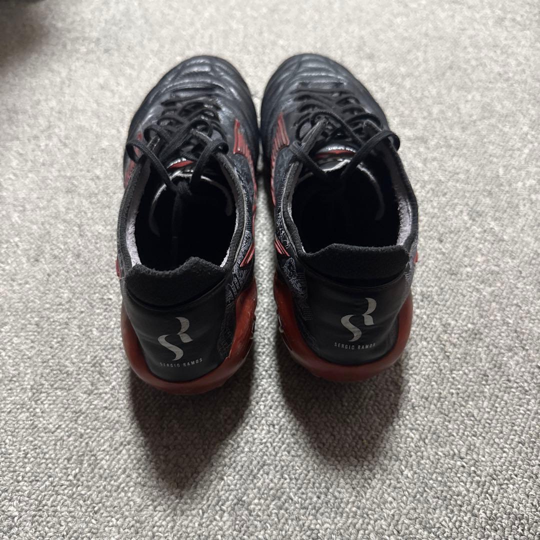 【限定品】ミズノサッカースパイク　 モレリアネオ3 セルヒオラモス