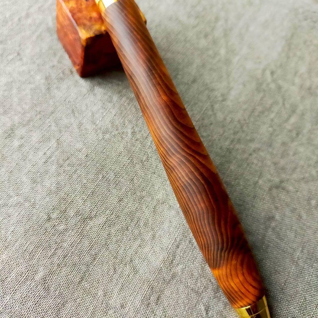 屋久杉　光明杢　ハンドメイド　木軸シャープペン　0.5mm　天然木　ゴールド