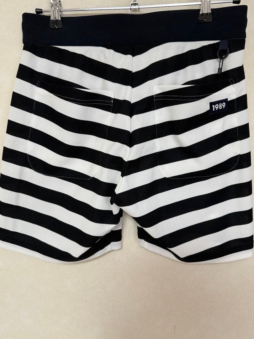 【新品未使用】パーリーゲイツ　ハーフパンツ　軽量 ボーダー　サイズ4（M）