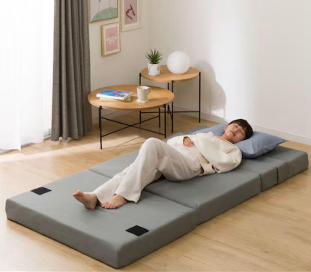 【りょう】　ニトリ　ソファーになるマットレス　シングル