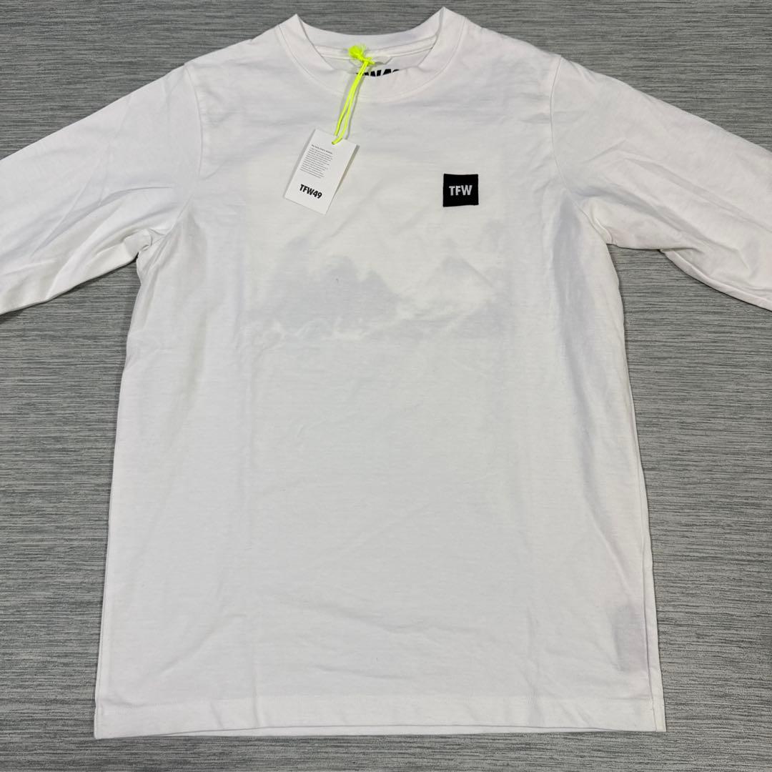 新品　TFW49 長袖Tシャツ